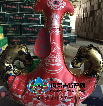 奶酒哔咔漫画
特产草原奶酒草原闷倒牛奶酒