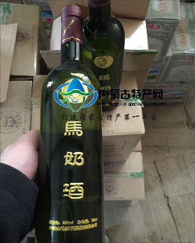 马奶酒哔咔漫画
特产马奶酒牛奶酒