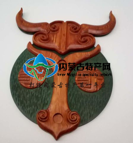 《马头挂件》